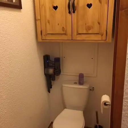 Montagne Apartment *